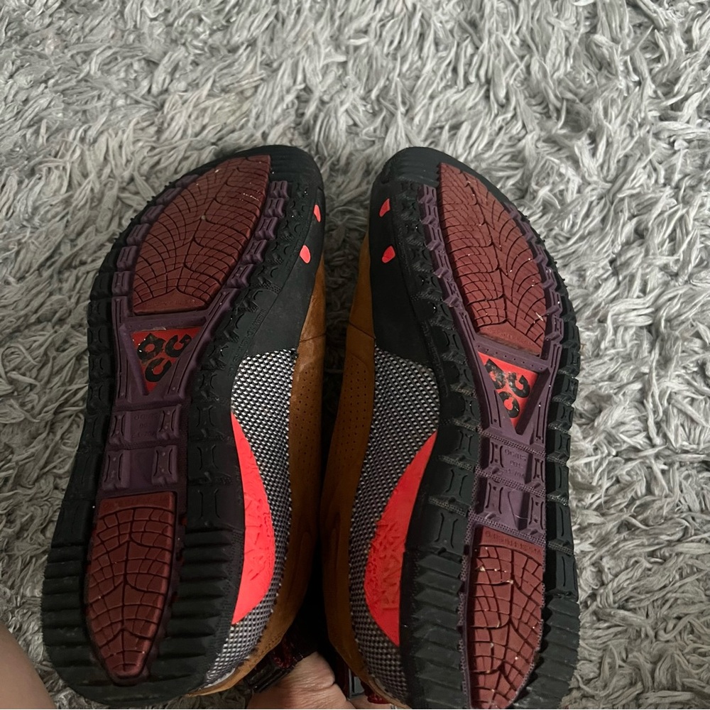 Nike ACG Ruckel Ridge Sneakers - Picture 5 of 8